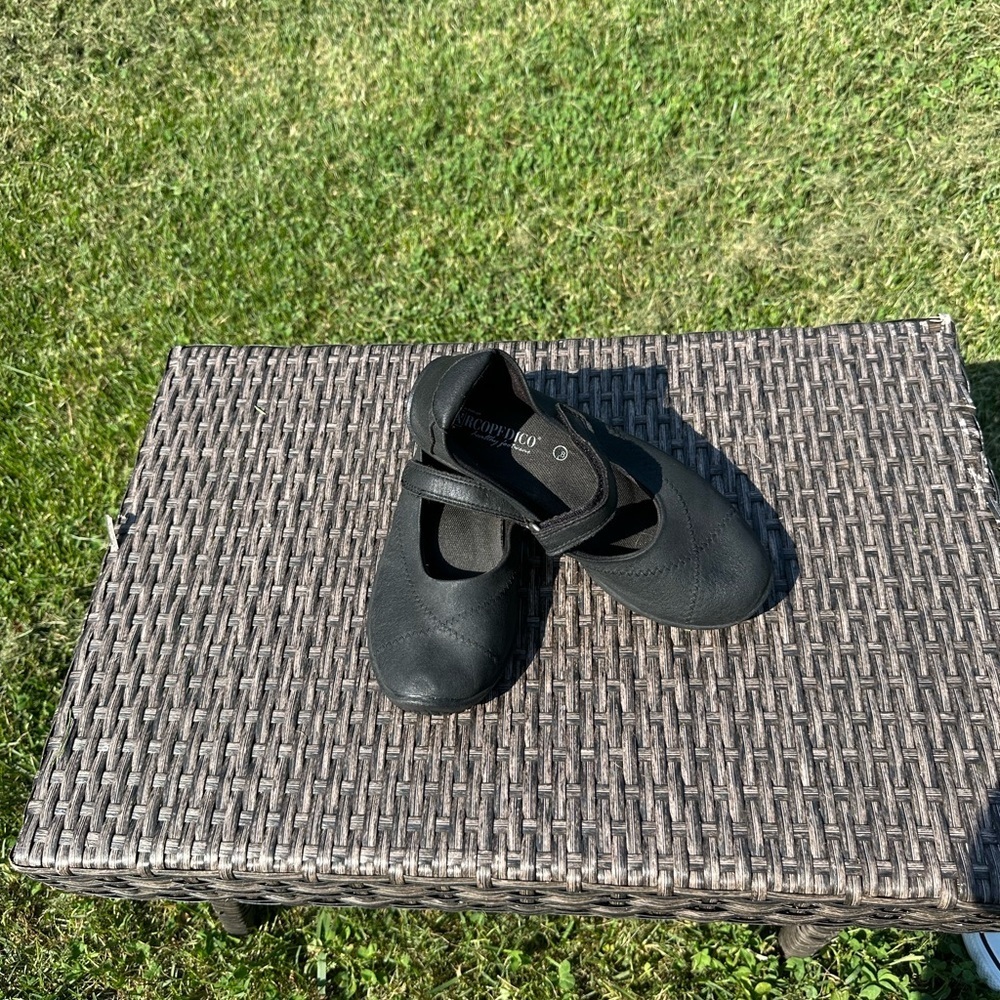 Arcopedico Black Flats Comfortable Everyday Wear